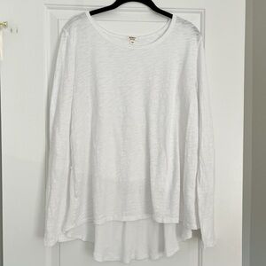 Dylan Like New White Long Sleeve Cotton Top